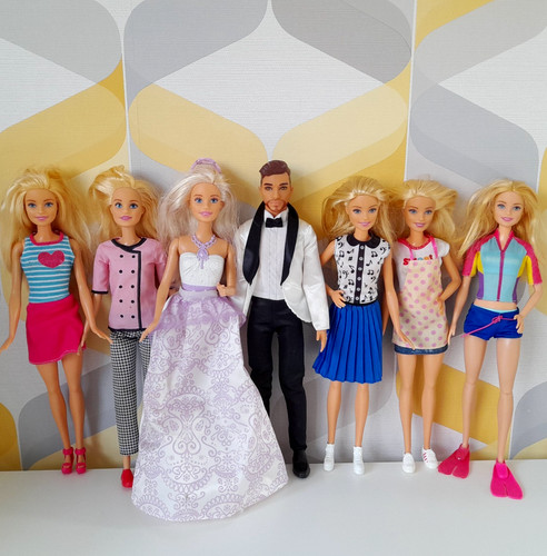 Barbie dolls multi - dolls, listing